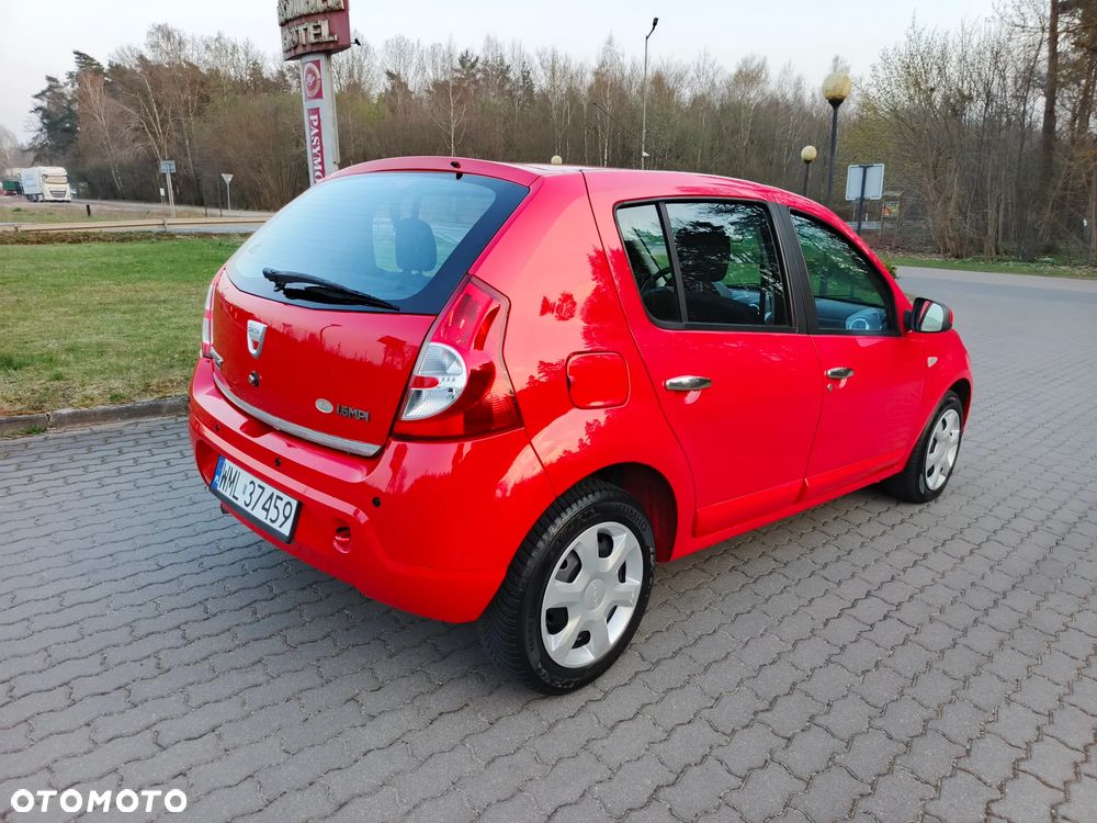 Dacia Sandero - 31