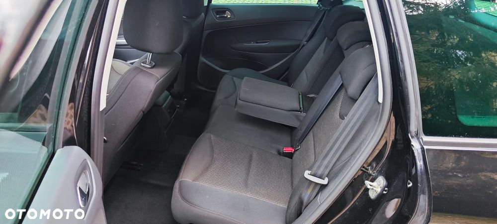 Peugeot 308 2.0 HDi Allure - 15