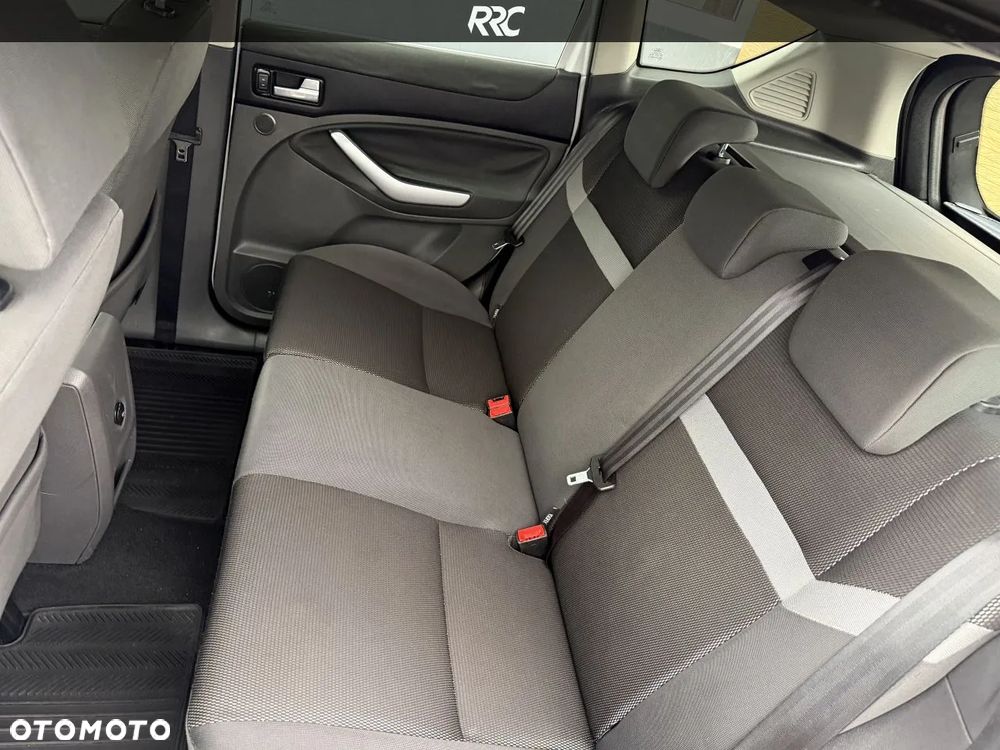 Ford Kuga 2.0 TDCi Titanium - 26