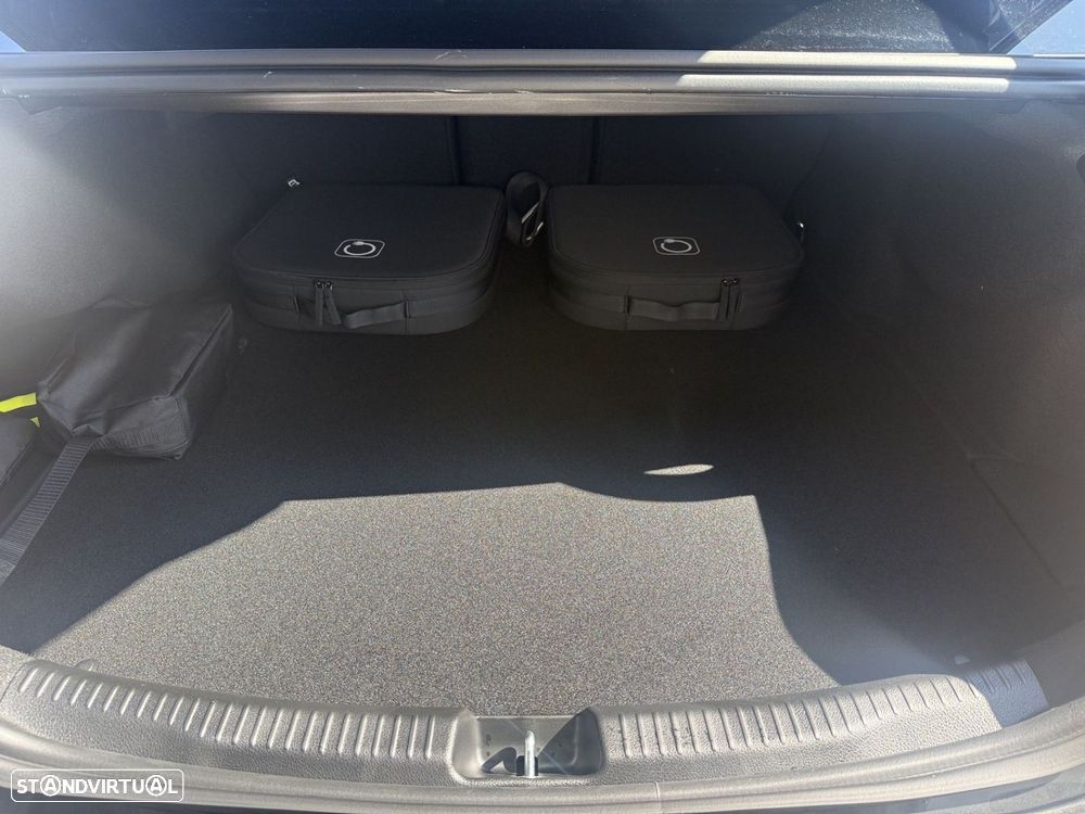 Mercedes-Benz C 300 e AMG Line - 6