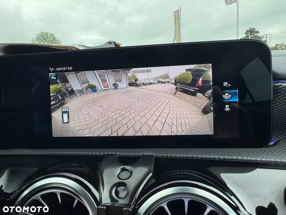 Mercedes-Benz CLA - 34