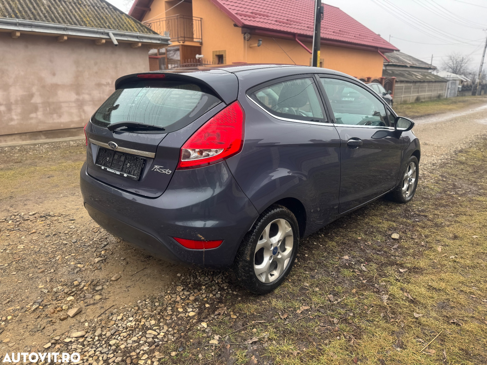 Ford Fiesta - 5