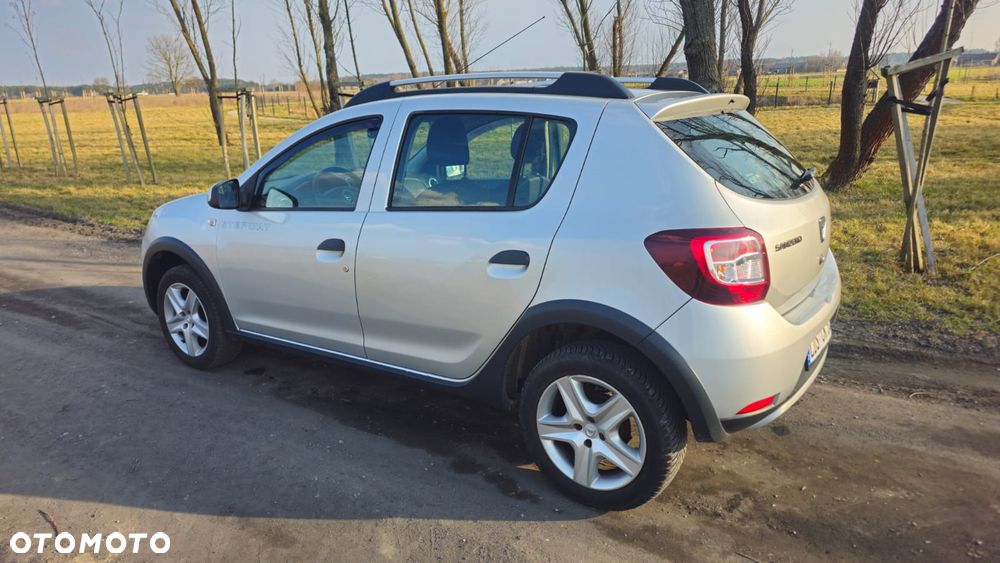 Dacia Sandero Stepway TCe 90 (S&S) Celebration - 11