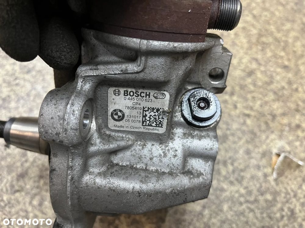 Pompa wtryskowa czujnik BMW X6 E71 40d N57D30B E70 F01 F10 F07 535d BDB OE - 6