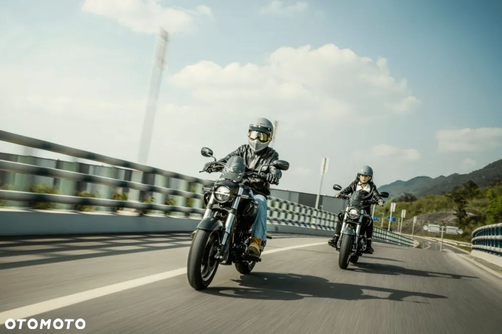 Hyosung GV - 11