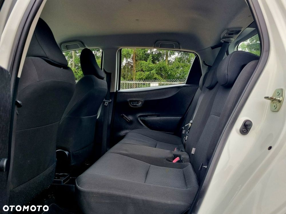 Toyota Yaris 1.5 VVT-i Selection - 10
