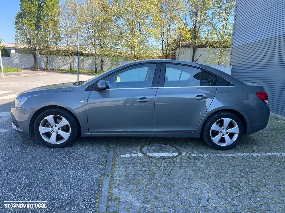 Chevrolet Cruze 2.0 VCDi LT - 6