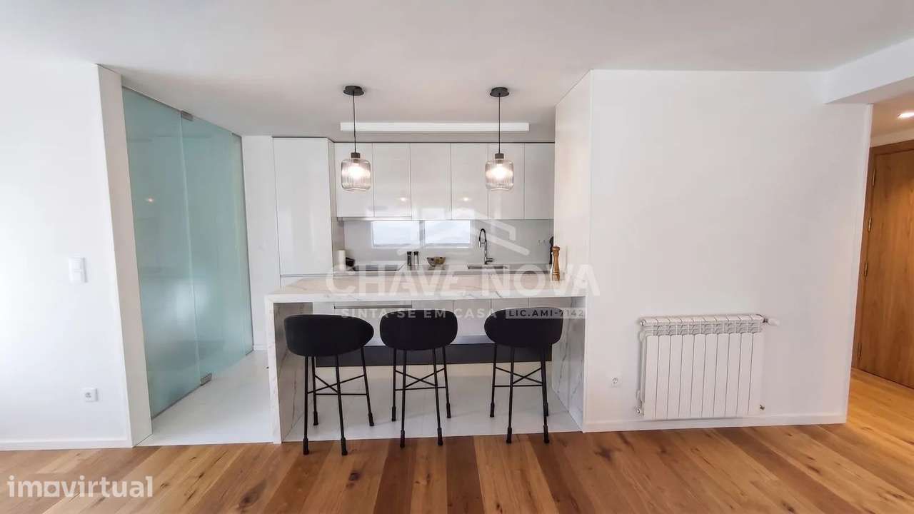 T3 Como Novo com 2 Lugares de Garagem | Madalena, Vila Nova de Gaia - Grande imagem: 3/27