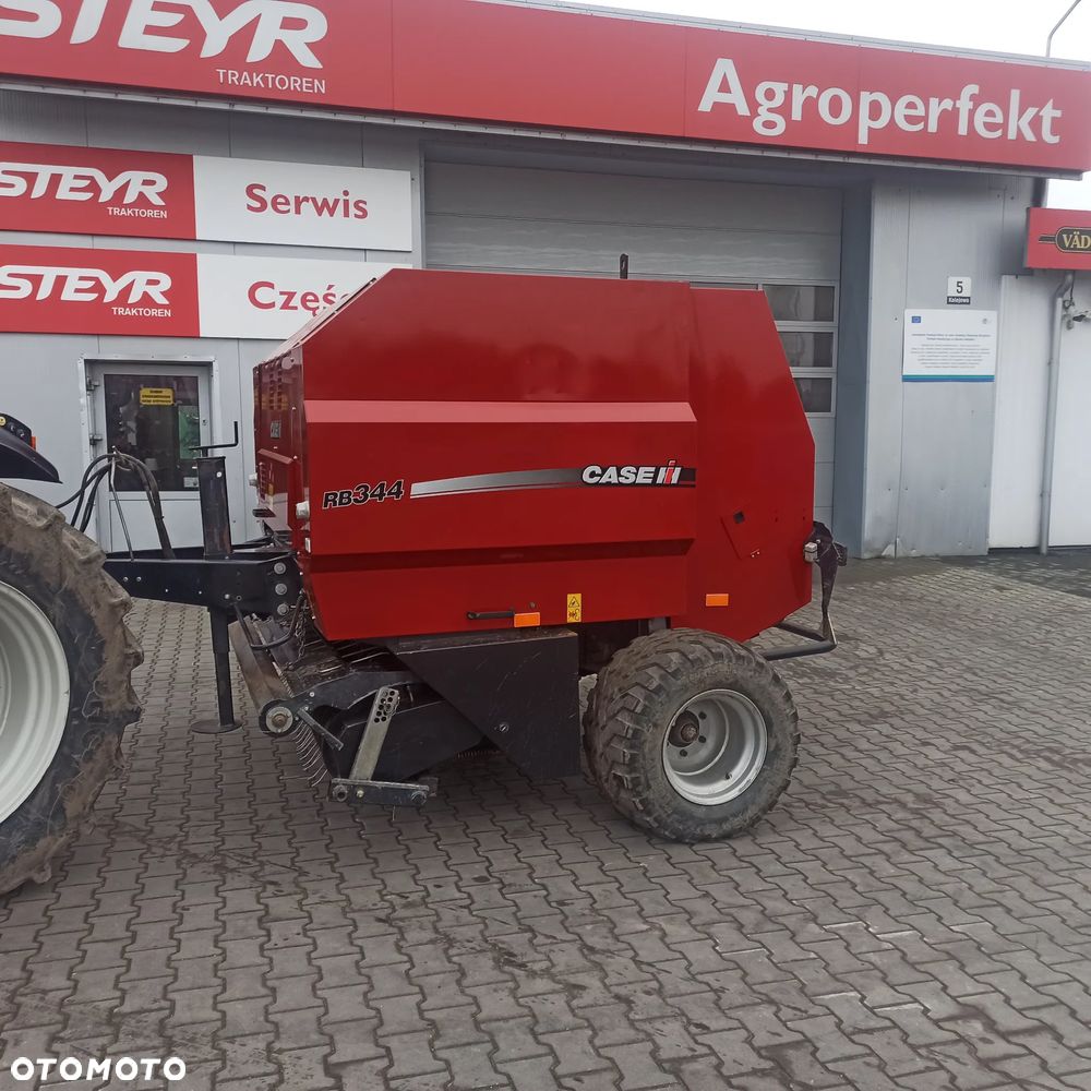 Case IH RB344 - 4