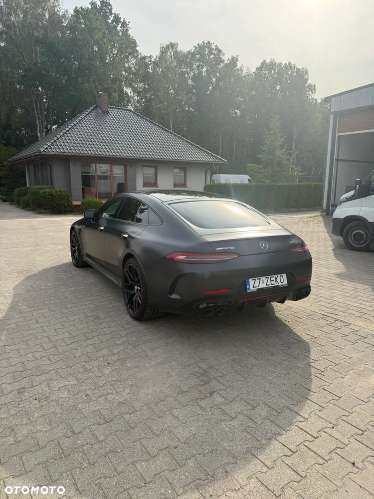Mercedes-Benz AMG GT - 3