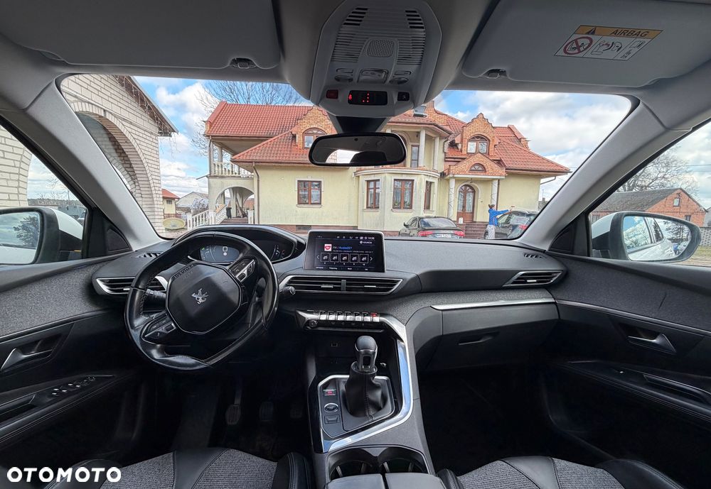 Peugeot 3008 - 16