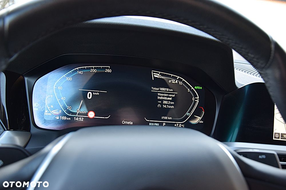 BMW Seria 3 318d Edition M Sport Shadow - 18