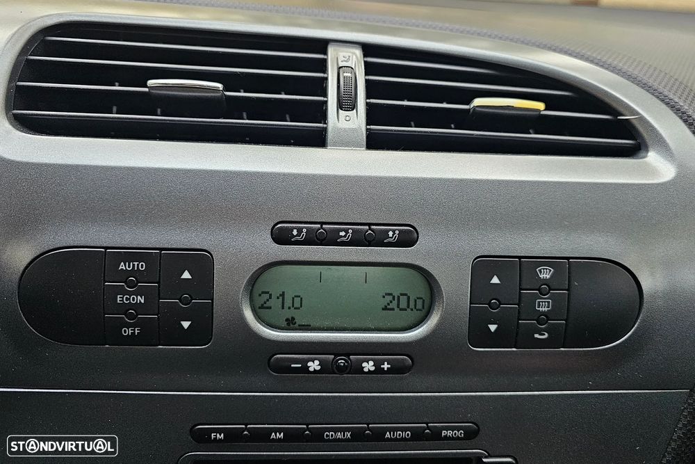 SEAT Leon 2.0 TDI Sport Up DSG - 20