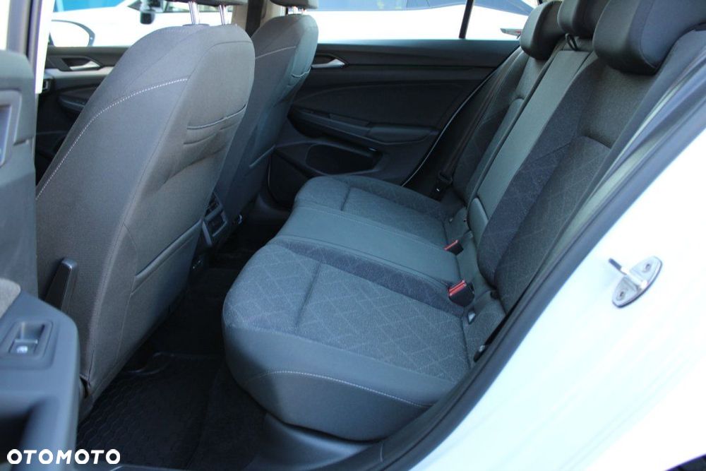 Volkswagen Golf - 25