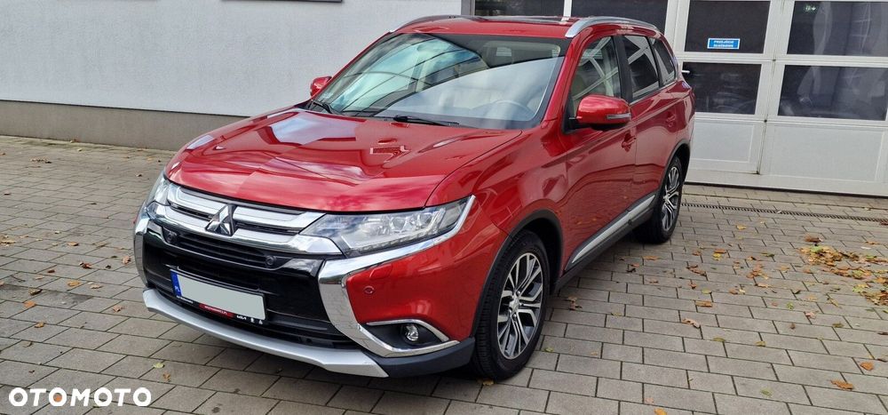 Mitsubishi Outlander 2.0 Instyle Navi 4WD CVT - 1