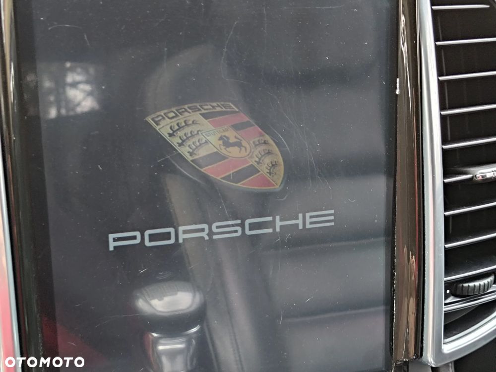 Porsche Cayenne Turbo Tiptronic S - 39