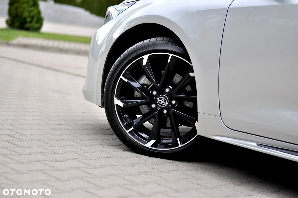 Toyota Corolla 2.0 Hybrid GR Sport - 17