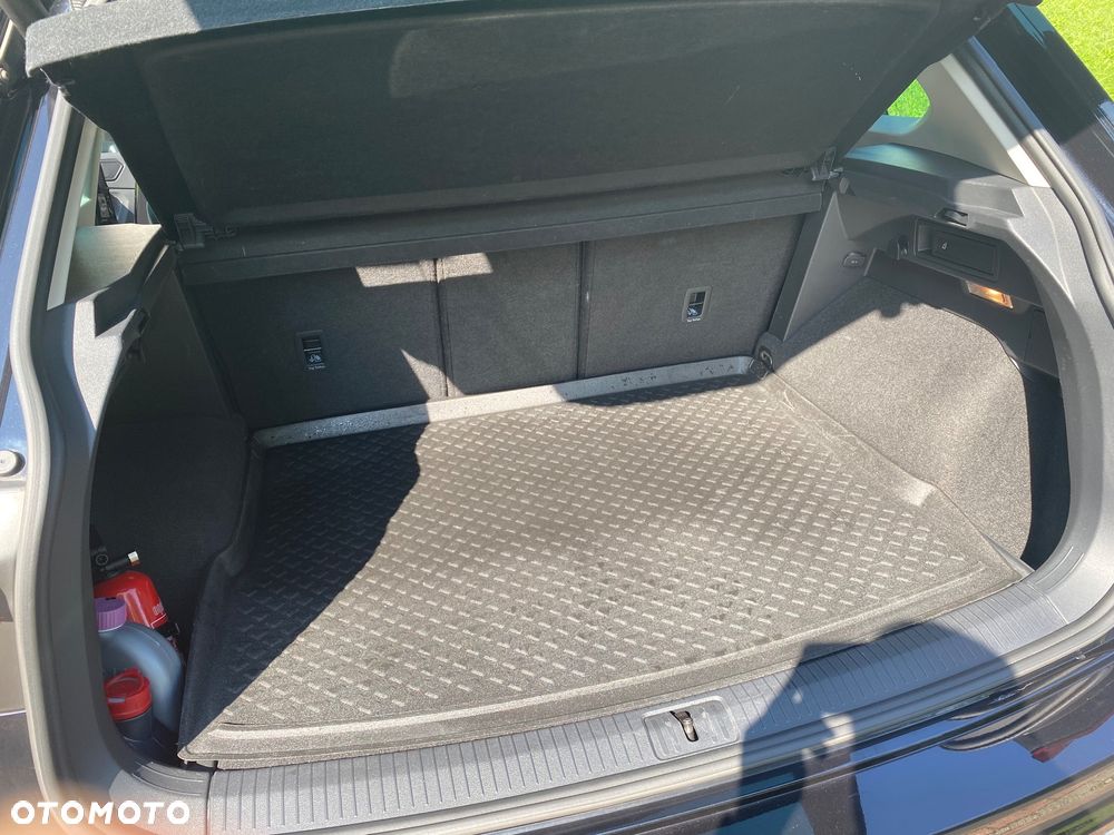 Volkswagen Tiguan - 23