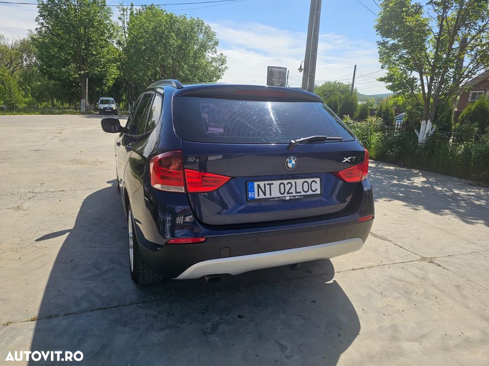 BMW X1 xDrive18d - 9