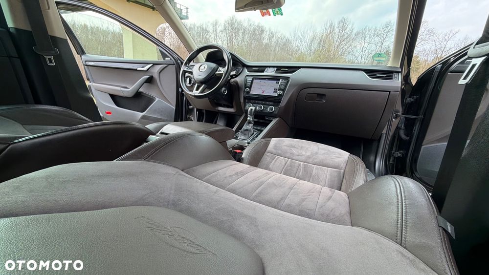 Skoda Octavia 2.0 TDI (Green tec) 4x4 DSG Scout - 3