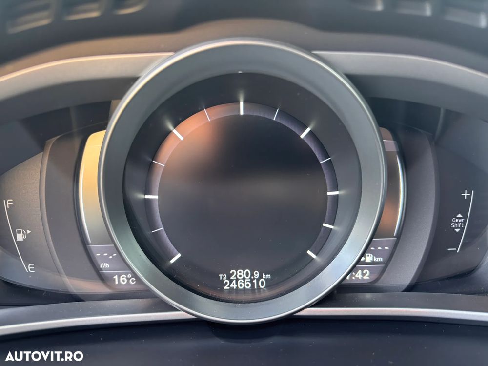 Volvo V40 D2 RDesign - 25