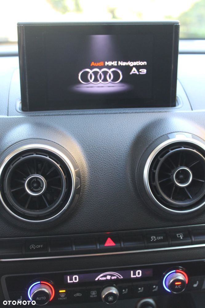 Audi A3 Sportback 2.0 TDI Attraction - 2