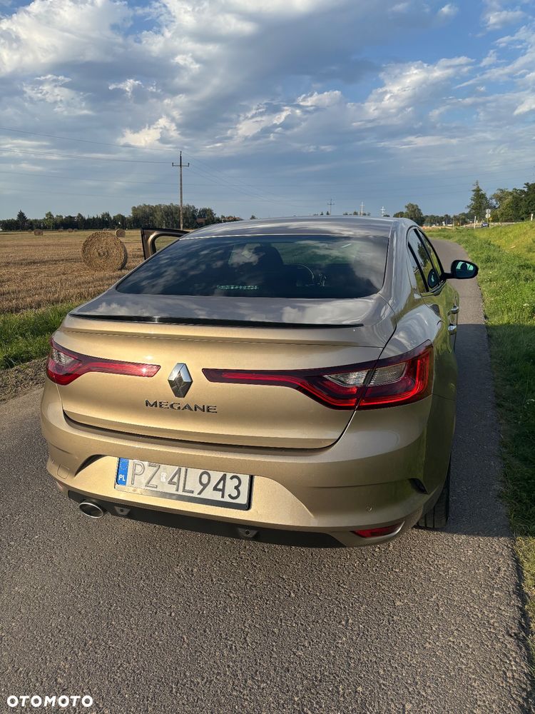 Renault Megane 1.5 Blue dCi Limited - 9