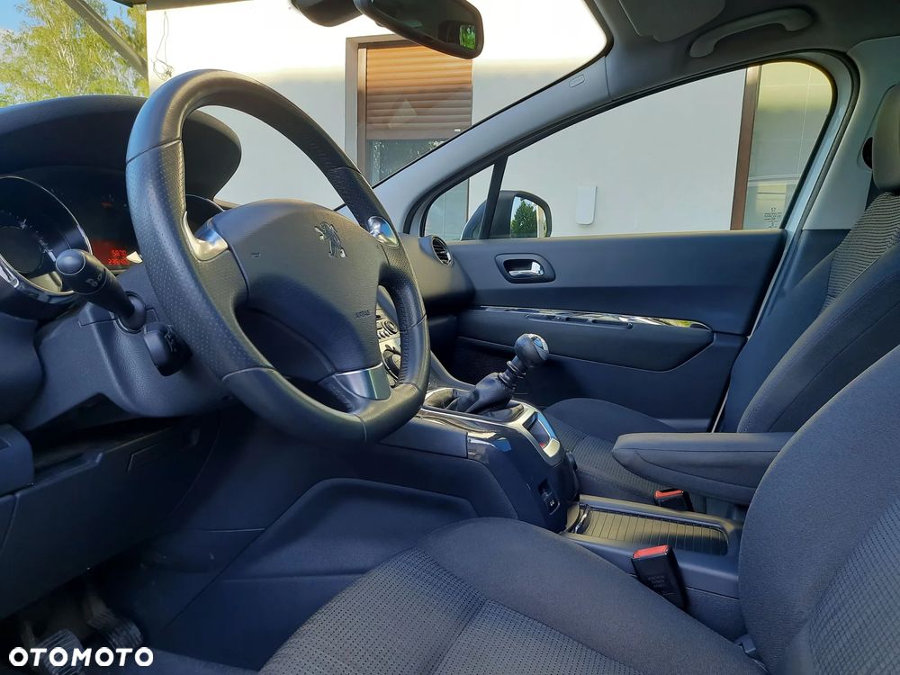 Peugeot 5008 HDI FAP 150 Style - 20