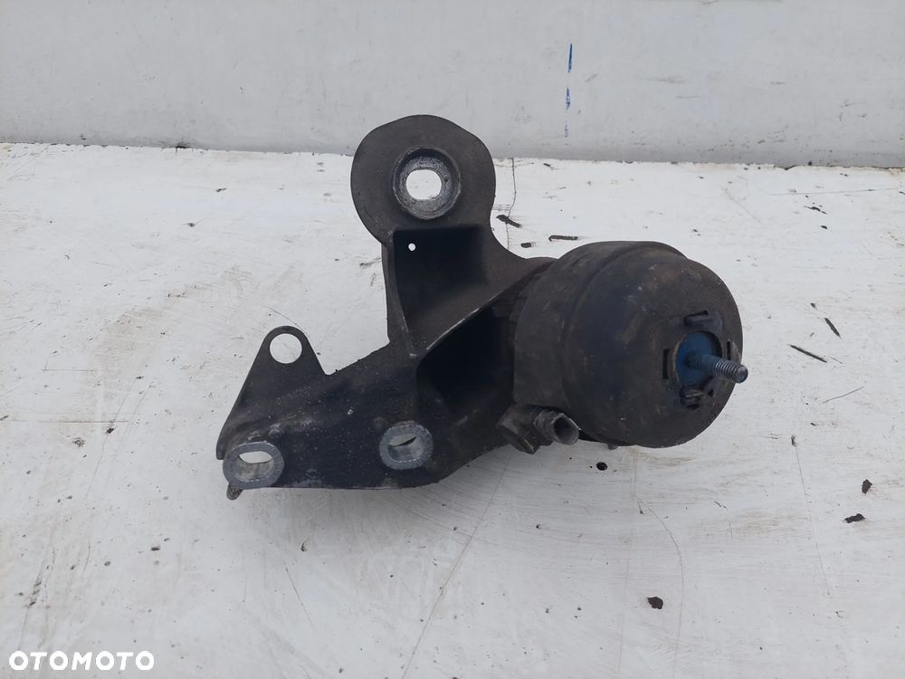 MOCOWANIE ŁAPA WSPORNIK SILNIKA AUDI A6 C6 3.0 TDI 4F0199352M