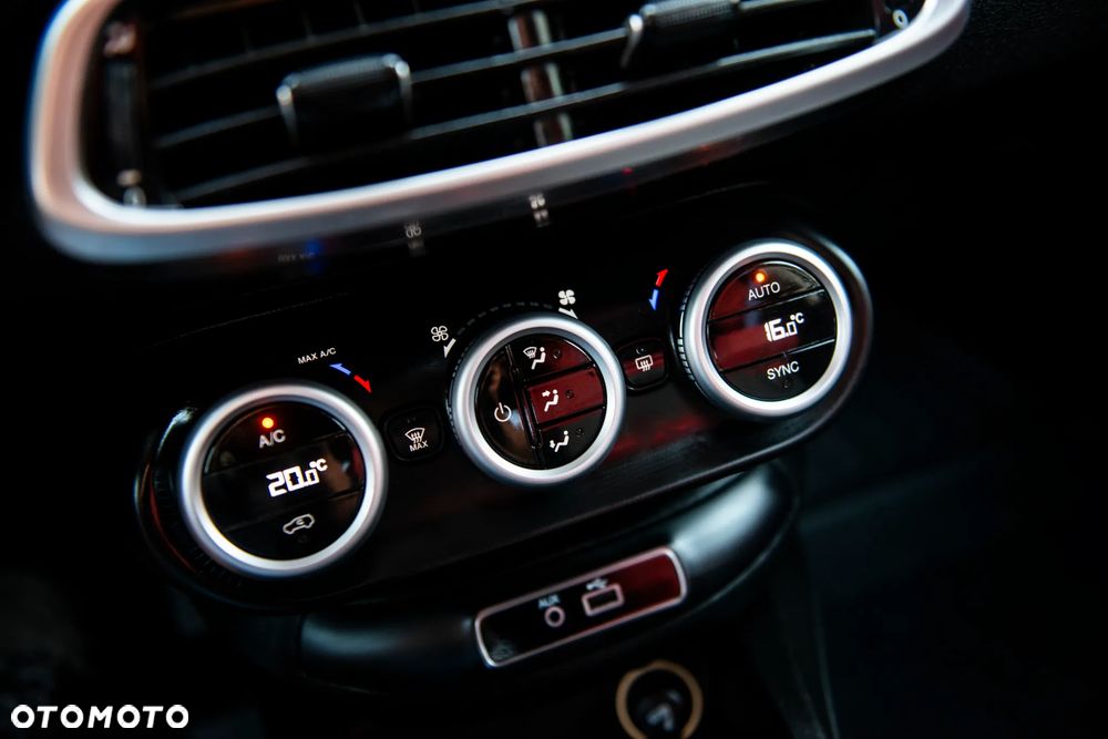 Fiat 500X 1.4 MultiAir 4x2 S&S Lounge - 24