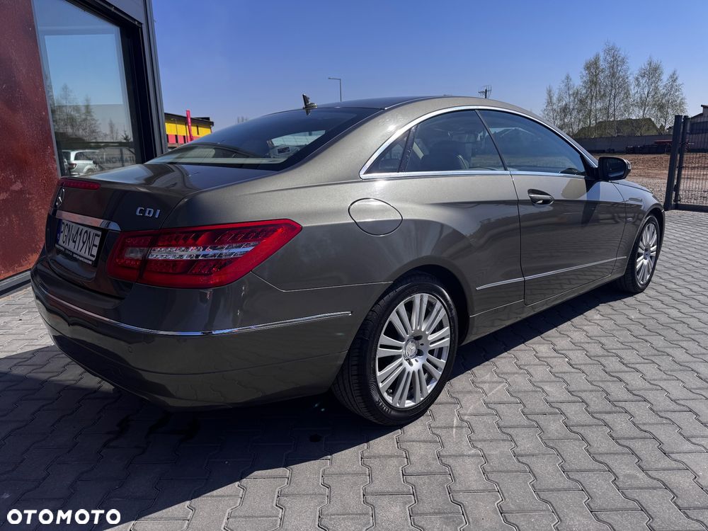 Mercedes-Benz Klasa E 250 CDI DPF BlueEFFICIENCY Automatik Avantgarde - 13