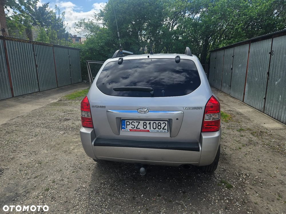 Hyundai Tucson 2.0 Comfort 2WD - 6