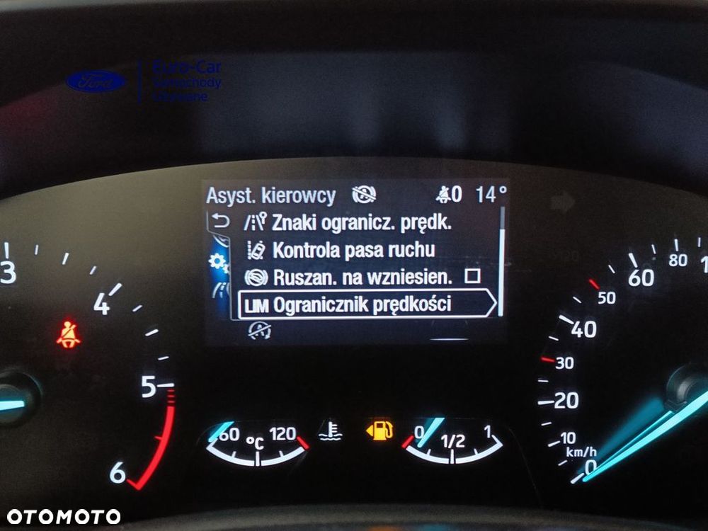Ford Focus 1.5 EcoBlue STart-Stopp-System TITANIUM - 21
