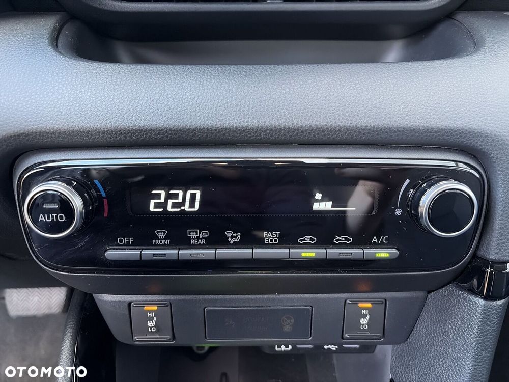 Toyota Yaris Hybrid 1.5 Style - 20