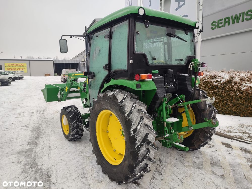 John Deere 4066M - 7