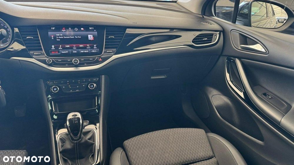 Opel Astra 1.6 D Start/Stop Dynamic - 33