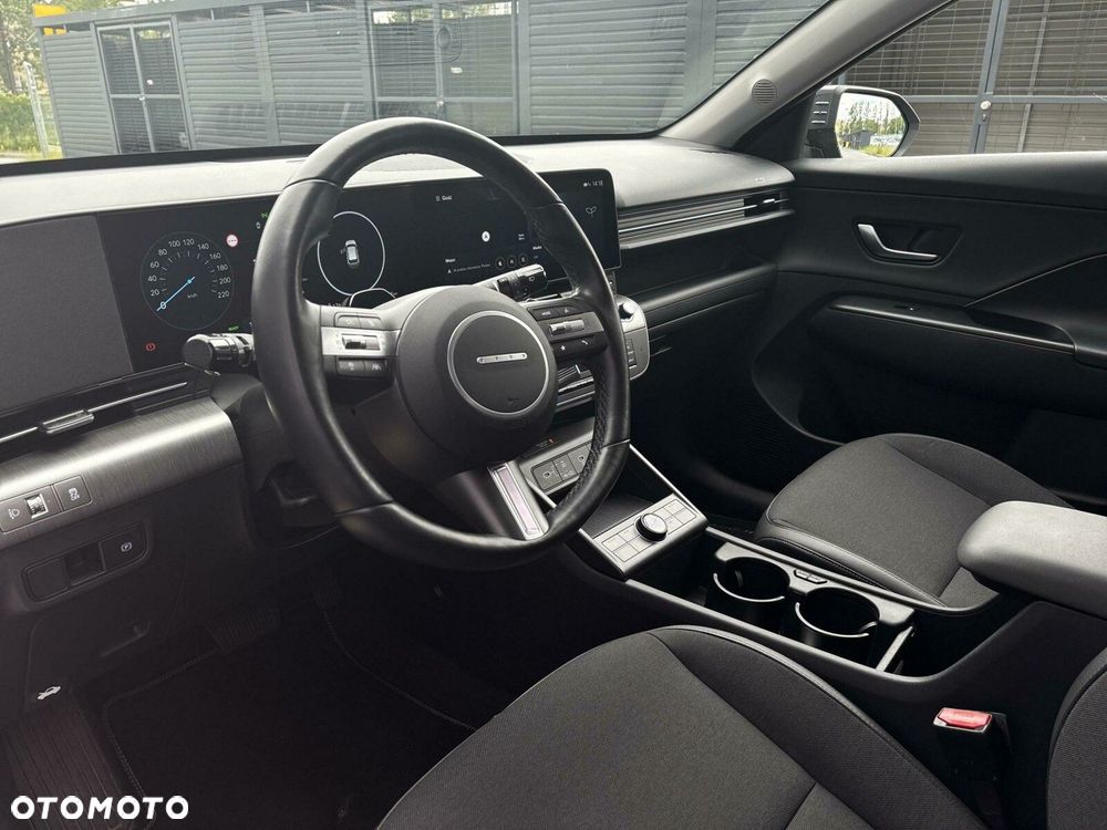 Hyundai Kona Electric 65kWh Executive - 9