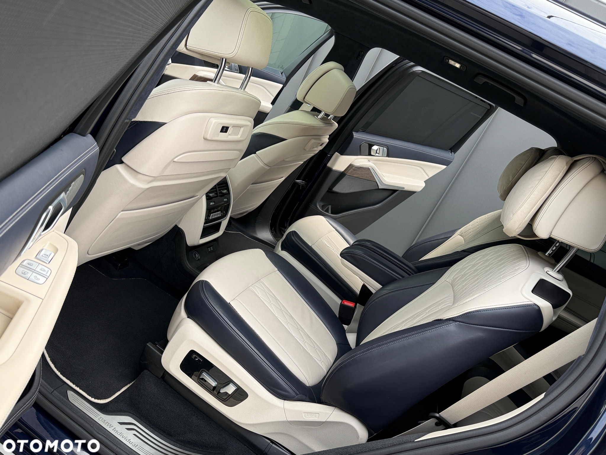 BMW X7 xDrive40i - 7