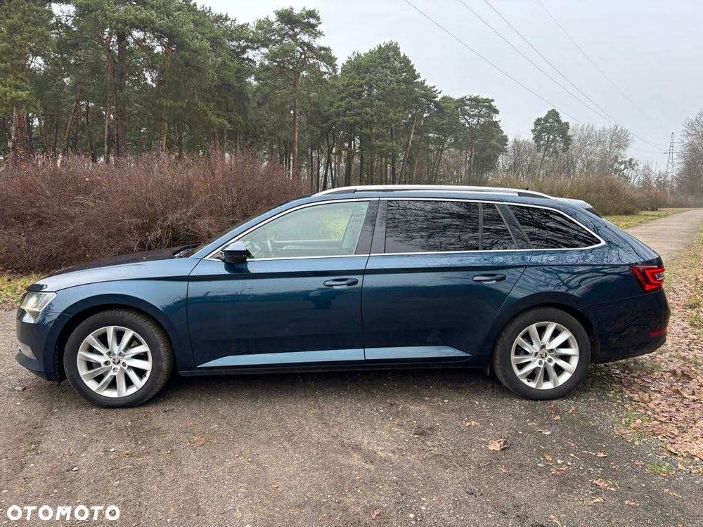 Skoda Superb 2.0 TDI DSG Ambition - 12