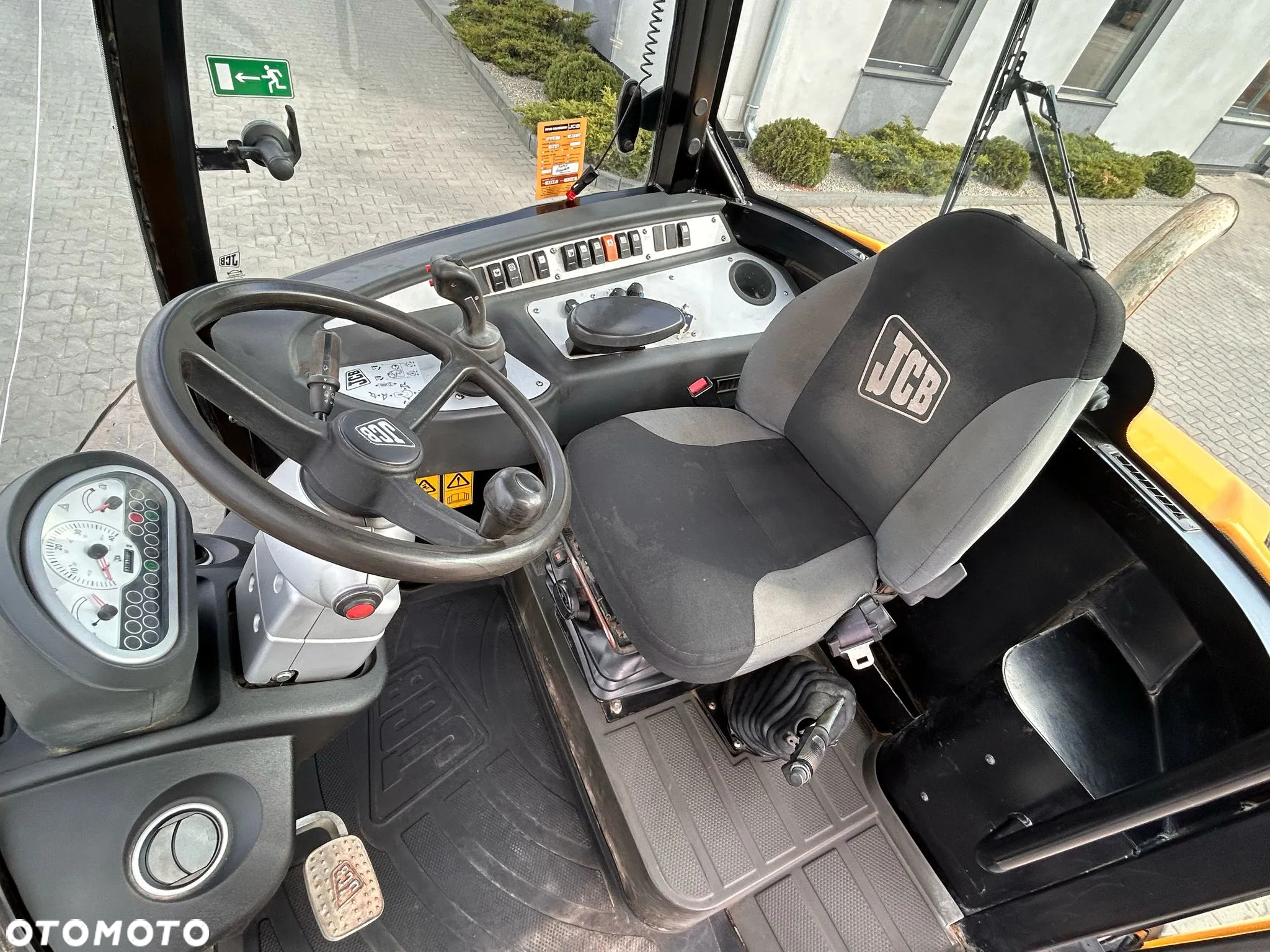 JCB 409 AGRI - 8