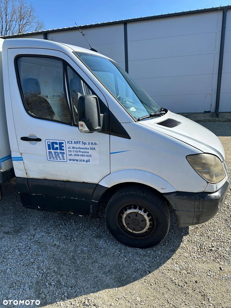 Mercedes-Benz Sprinter - 5
