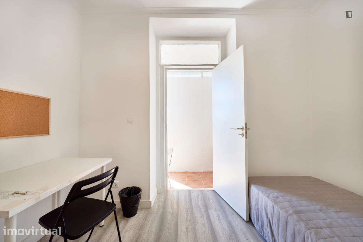 Quarto - localizado em Arroios Lisbon - Grande imagem: 4/41