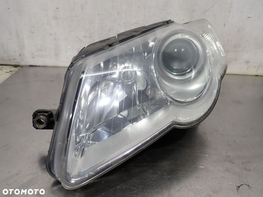 LAMPA LEWA PRZEDNIA VOLKSWAGEN PASSAT B6 - 1