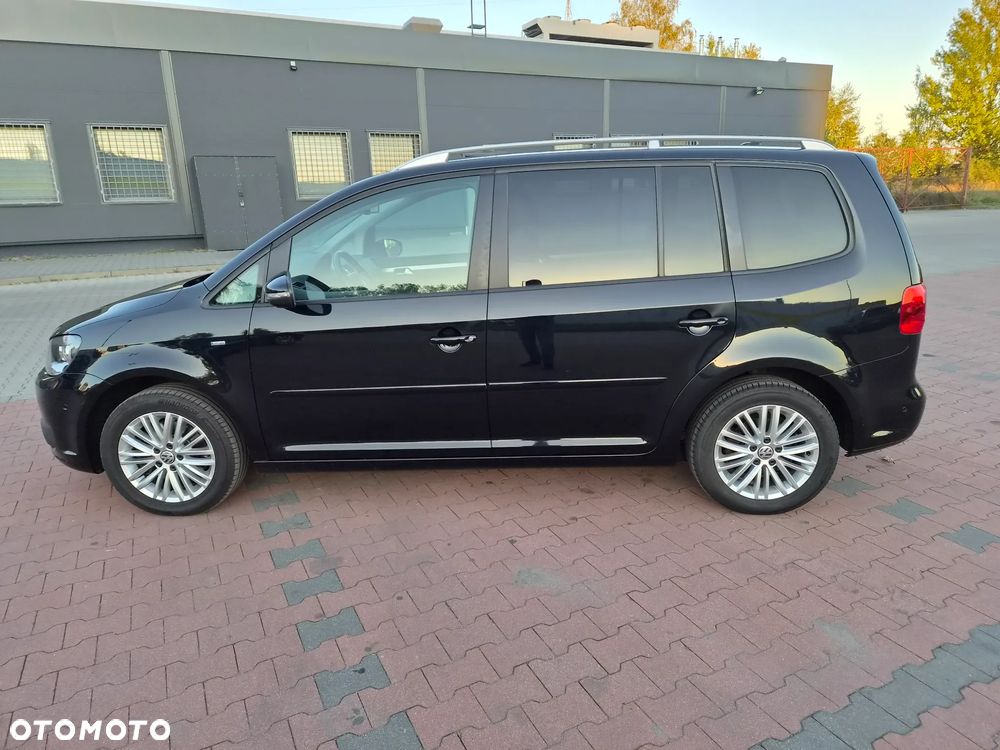 Volkswagen Touran 1.4 TSI DSG Cup - 8