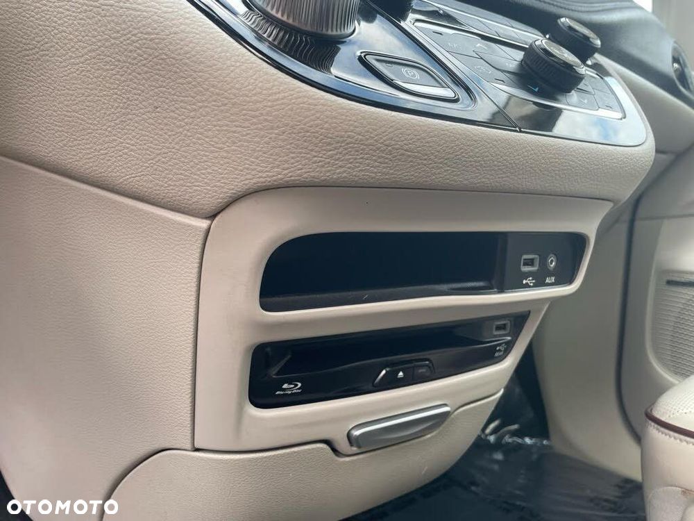 Chrysler Pacifica - 20