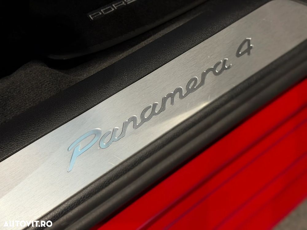 Porsche Panamera 4 E-Hybrid Executive - 30