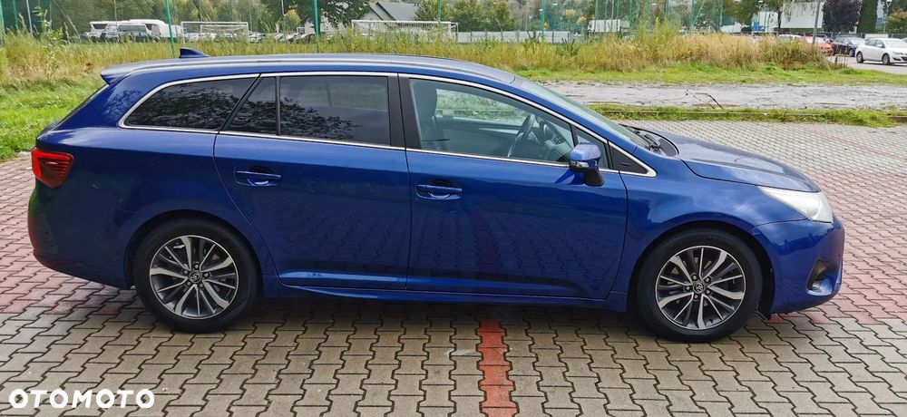 Toyota Avensis 2.0 Prestige MS - 5