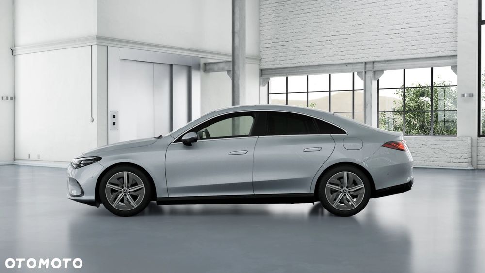 Mercedes-Benz CLA - 4