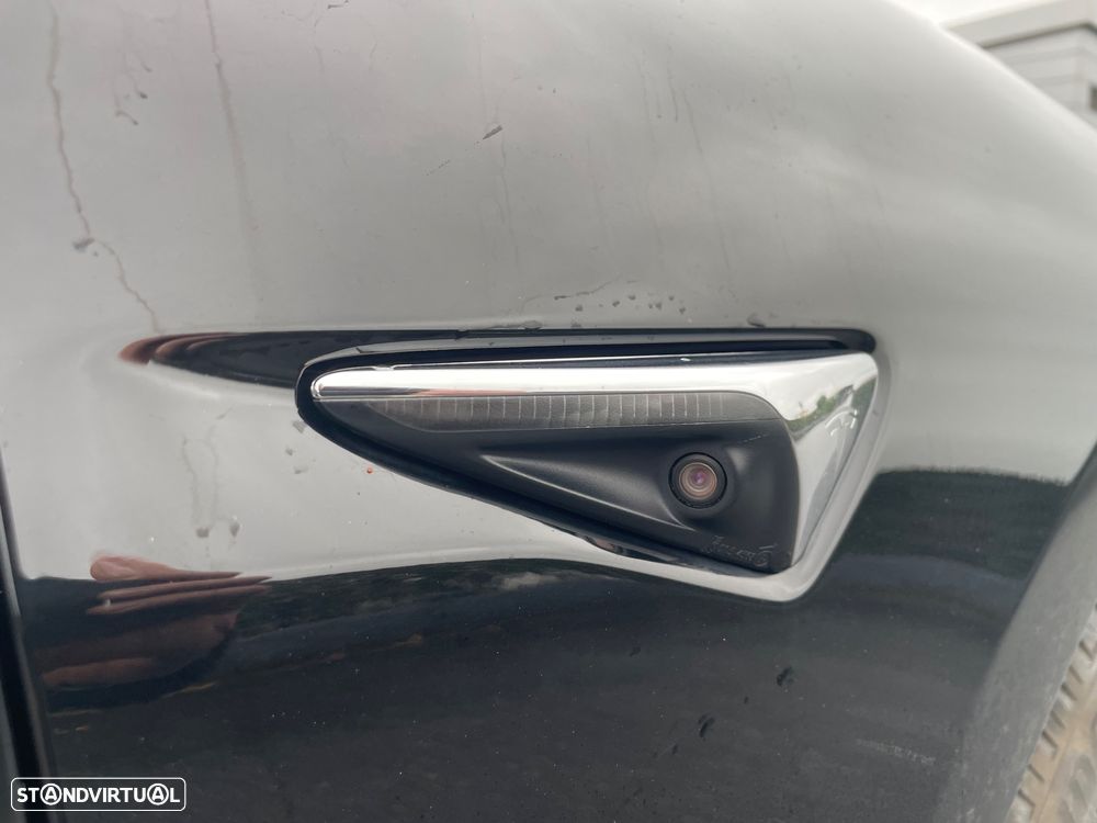 Tesla Model 3 Long Range AWD Dual Motor Performance - 16