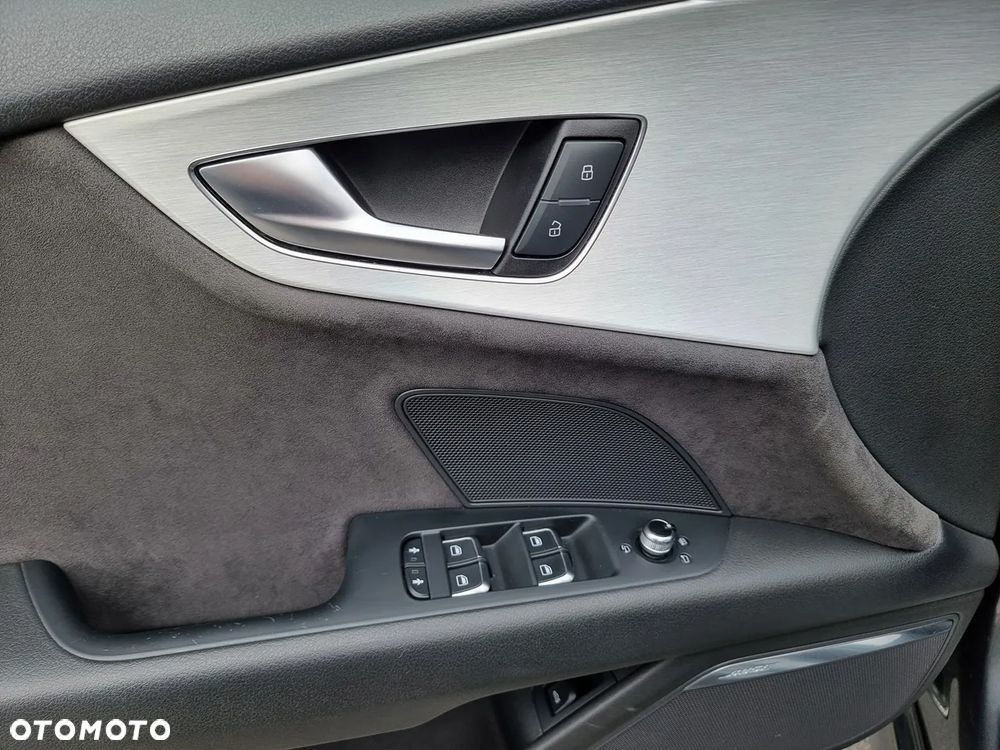 Audi A7 Sportback 3.0 TDI quattro S tronic sport selection - 23